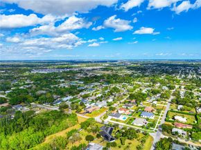 94 NE 17th St, Homestead FL 33030