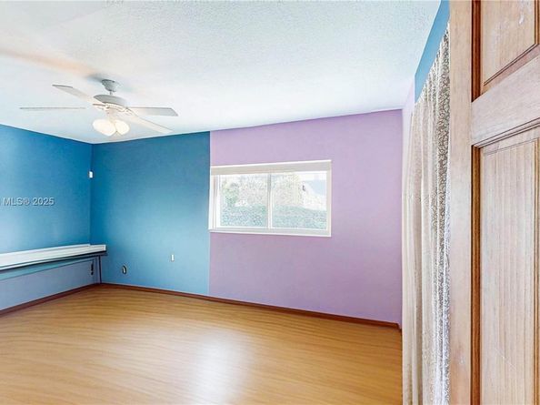 94 NE 17th St, Homestead FL 33030