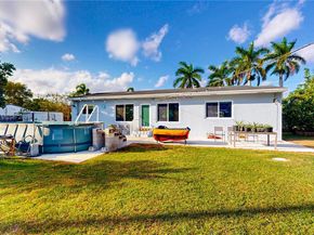 94 NE 17th St, Homestead FL 33030