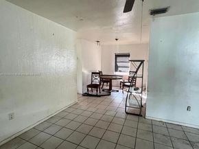 2800 NW 164th St, Miami Gardens FL 33054