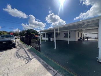 2800 NW 164th St