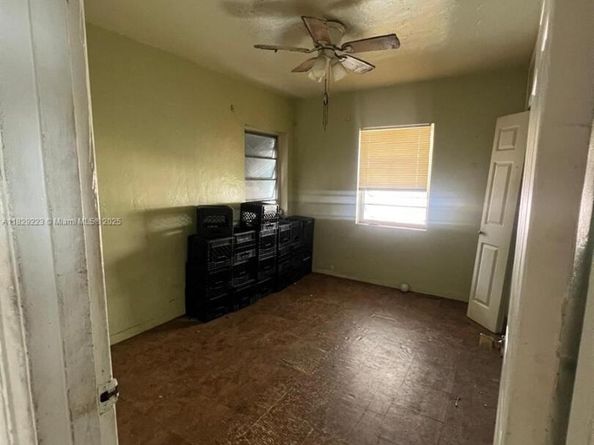 2800 NW 164th St, Miami Gardens FL 33054