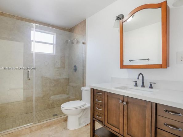 5629 SW 7th St, Miami FL 33134