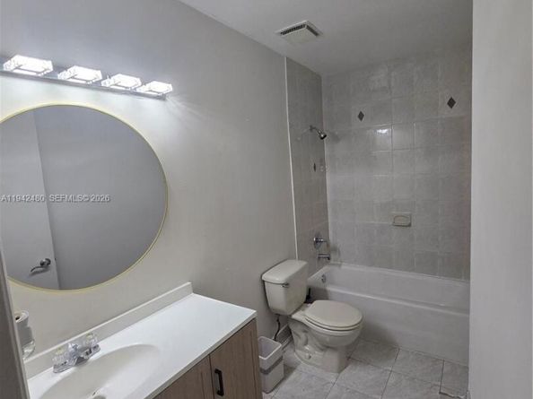 6905 SW 104th Ct, Miami FL 33173