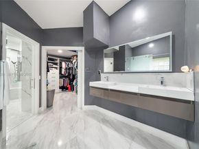 15484 SW 42nd Ter, Miami FL 33185