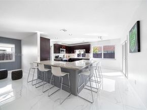 15484 SW 42nd Ter, Miami FL 33185