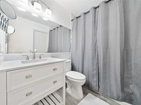 15484 SW 42nd Ter, Miami FL 33185