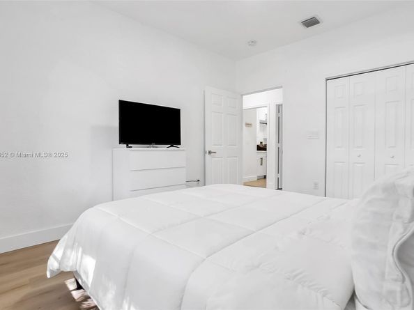 5530 SW 195th Ter, Southwest Ranches FL 33332