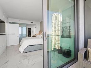 460 NE 28th St 3205, Miami FL 33137