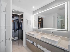 460 NE 28th St 3205, Miami FL 33137