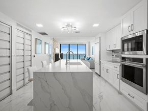 460 NE 28th St 3205, Miami FL 33137