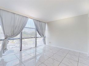 1000 Parkview Dr 431, Hallandale Beach FL 33009