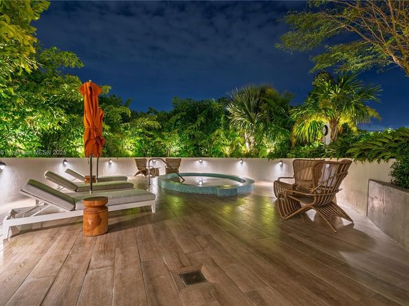 700 NE 24th Street 1201, Miami FL 33137
