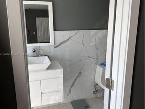 1275 NW 126TH St, Sunrise FL 33323