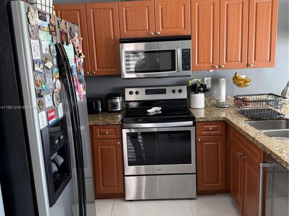 1275 NW 126TH St, Sunrise FL 33323