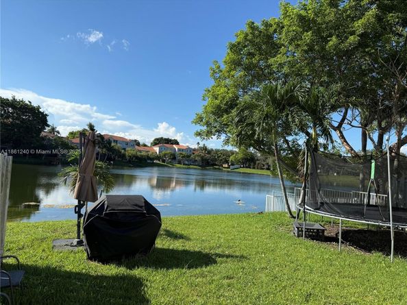 1275 NW 126TH St, Sunrise FL 33323
