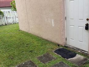 1275 NW 126TH St, Sunrise FL 33323