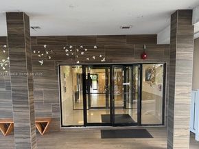 4164 Inverrary Dr 913, Lauderhill FL 33319