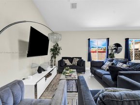 935 NW 2nd Ave, Fort Lauderdale FL 33311