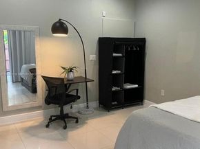 935 NW 2nd Ave, Fort Lauderdale FL 33311