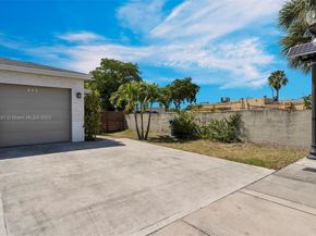 935 NW 2nd Ave, Fort Lauderdale FL 33311