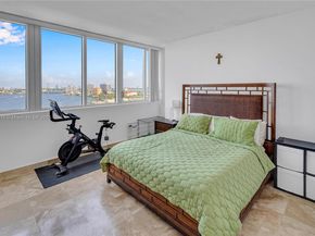 7929 West Dr PH1601, North Bay Village FL 33141