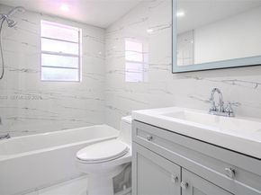 2541 Aragon Blvd 105, Sunrise FL 33322