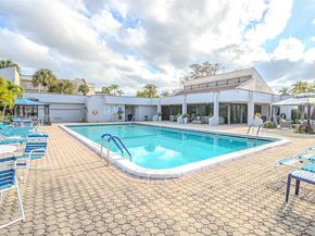 2541 Aragon Blvd 105, Sunrise FL 33322