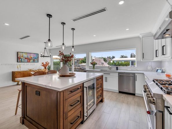 1206 Mango Isle, Fort Lauderdale FL 33315