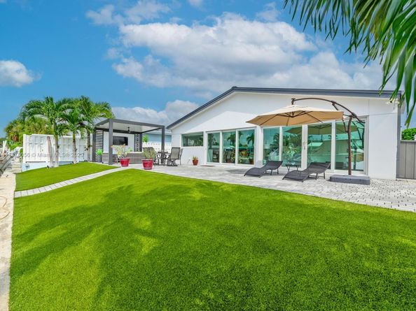 1206 Mango Isle, Fort Lauderdale FL 33315