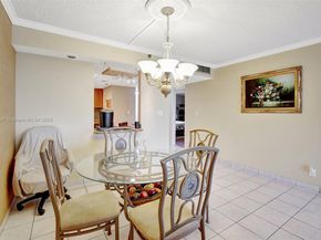 3001 W Rolling Hills Cir 601, Davie FL 33328