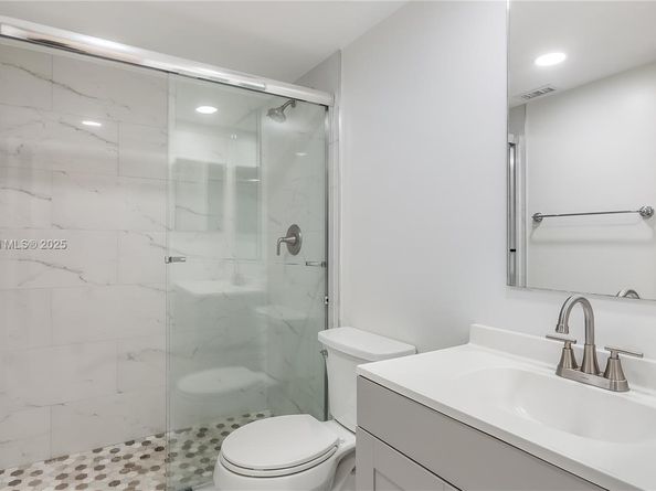 5801 Riverside Dr 102B3, Coral Springs FL 33067