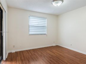 5801 Riverside Dr 102B3, Coral Springs FL 33067