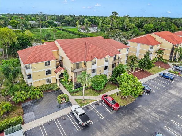 5801 Riverside Dr 102B3, Coral Springs FL 33067