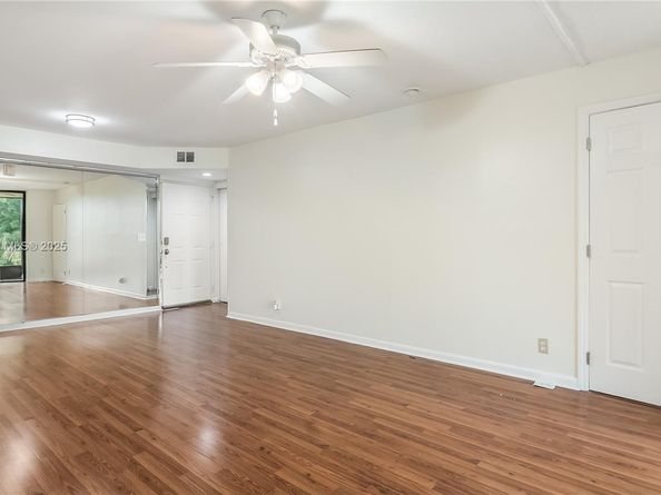 5801 Riverside Dr 102B3, Coral Springs FL 33067