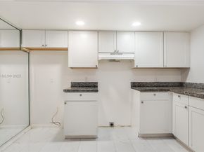 5801 Riverside Dr 102B3, Coral Springs FL 33067