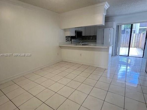 15455 SW 74th Cir Ct 1106, Miami FL 33193