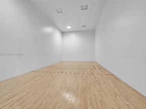 2950 NE 188th St 534, Aventura FL 33180