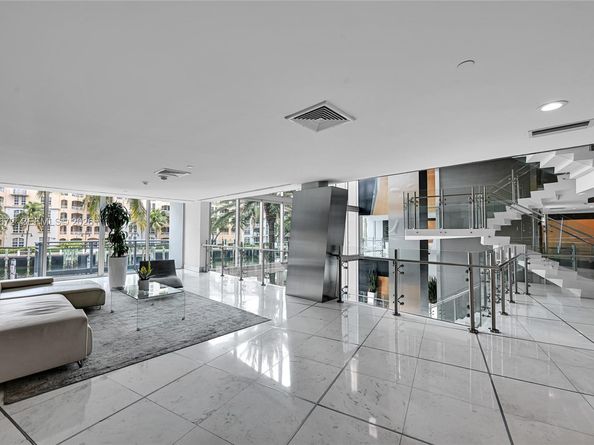 2950 NE 188th St 534, Aventura FL 33180