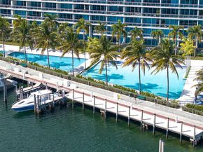 2950 NE 188th St 534, Aventura FL 33180