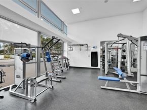 2950 NE 188th St 534, Aventura FL 33180