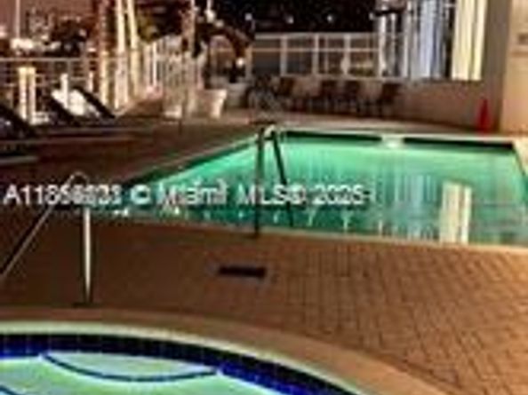 6580 Indian Creek Dr 406, Miami Beach FL 33141