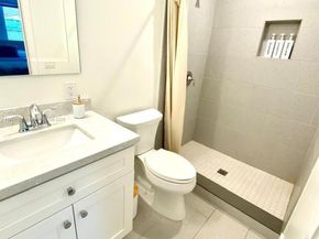 1438 Harrison St, Hollywood FL 33020