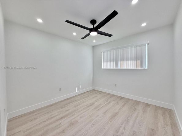 671 NW 37th Ave, Lauderhill FL 33311