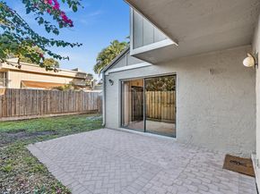 639 NW 132nd Ter, Plantation FL 33325