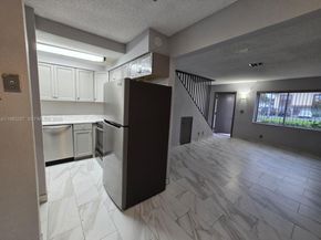 6627 Winfield Blvd 102C, Margate FL 33063