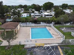 6627 Winfield Blvd 102C, Margate FL 33063