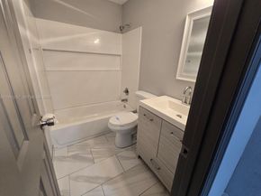 6627 Winfield Blvd 102C, Margate FL 33063