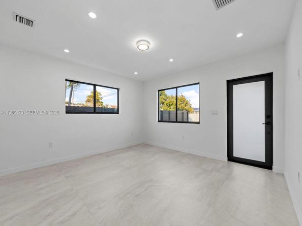 3620 SW 92nd Ave, Miami FL 33165