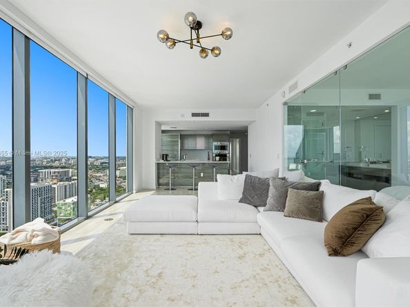 460 NE 28th St 3508, Miami FL 33137